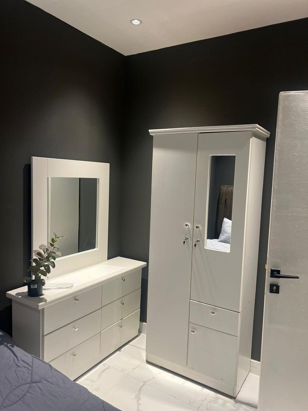Apartment شقه غرفه وصاله